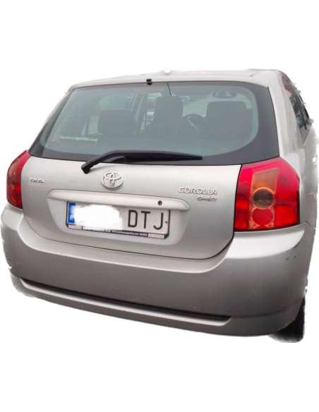 toyota corolla (e12) del año 2005