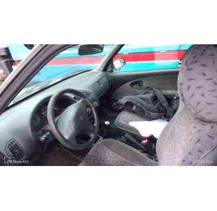 citroën saxo del año 2000 2