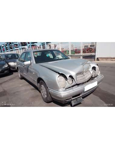 mercedes-benz clase e (w210) berlina diesel del año 1997
