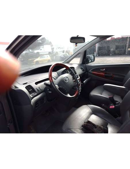 toyota previa (r30) del año 2004