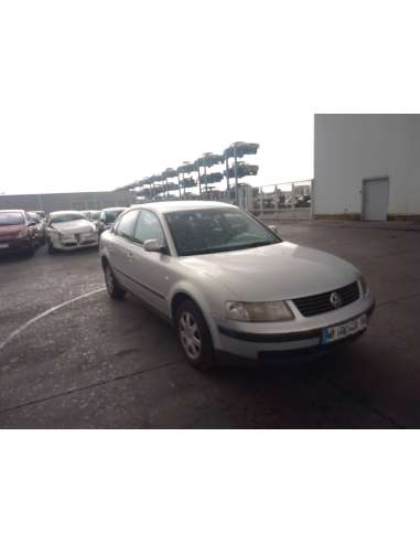 volkswagen passat berlina (3b2) del año 1999