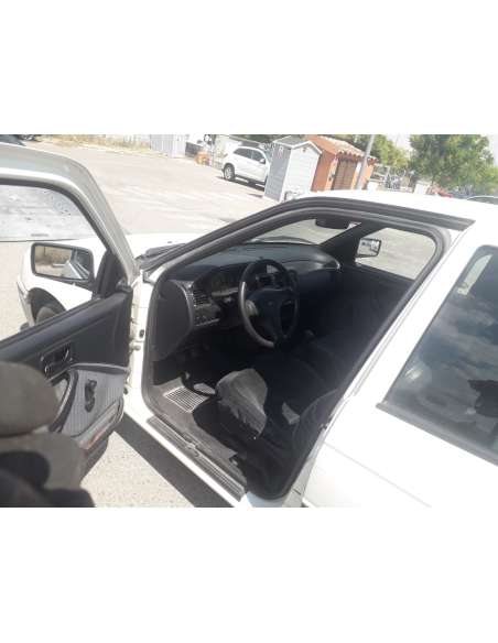 ford orion del año 1992