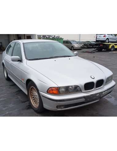 bmw serie 5 touring (e39) del año 2000