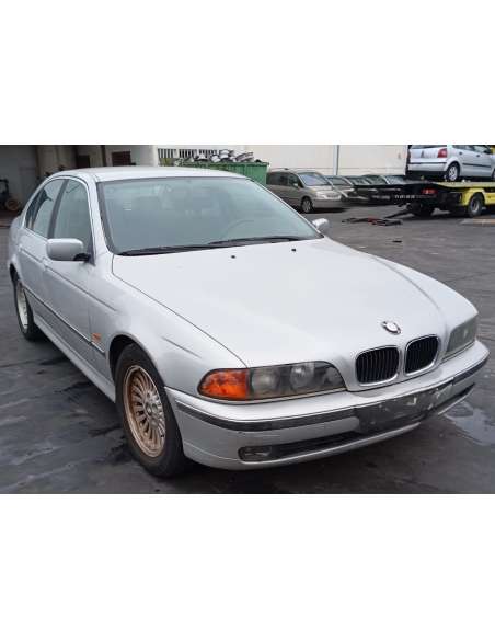 bmw serie 5 touring (e39) del año 2000