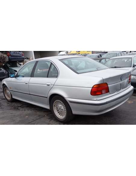 bmw serie 5 touring (e39) del año 2000