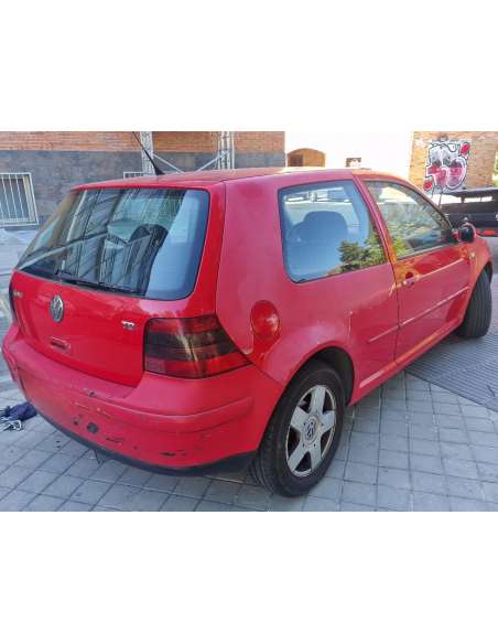 volkswagen golf iv berlina (1j1) del año 1998