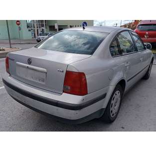volkswagen passat berlina (3b2) del año 1998 2