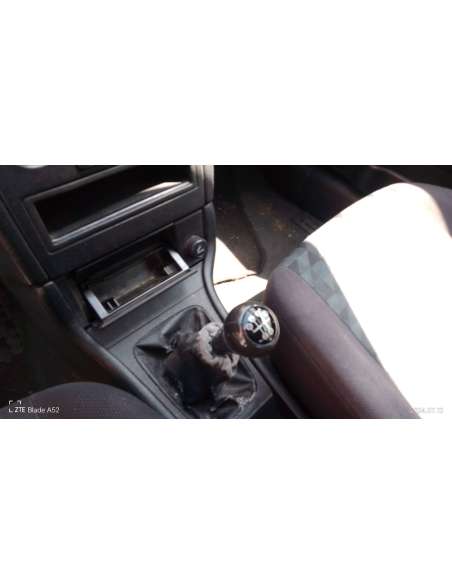 opel astra g berlina del año 2000