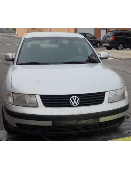 volkswagen passat berlina (3b2) del año 1997