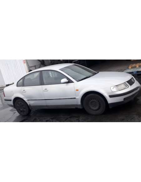 volkswagen passat berlina (3b2) del año 1997