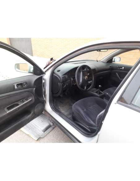 volkswagen passat berlina (3b2) del año 1997