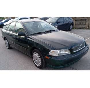 volvo s40 berlina del año 2000