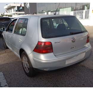 volkswagen golf iv berlina (1j1) del año 2000 2