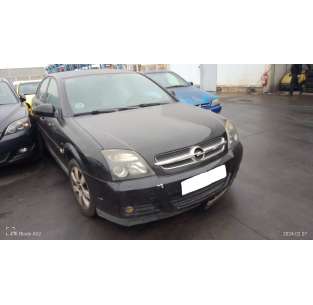 opel vectra c berlina del año 2005