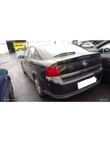 opel vectra c berlina del año 2005