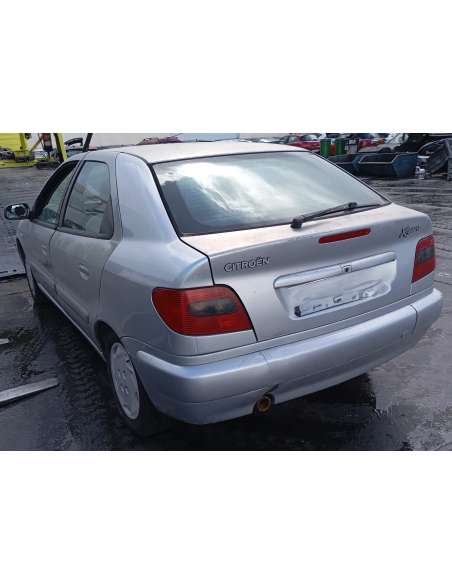 citroën xsara berlina del año 1999