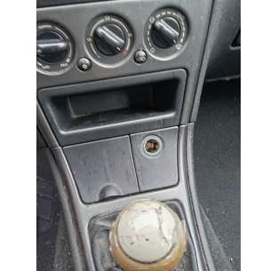 citroën xsara berlina del año 1999 2