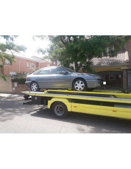 renault laguna (b56) del año 2000