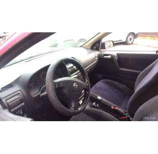 opel astra g berlina del año 2000 2