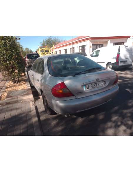 ford mondeo berlina (gd) del año 2000