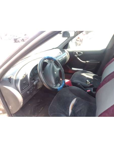 citroën xsara berlina del año 1998