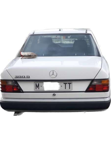 mercedes-benz clase e (w124) berlina del año 1996