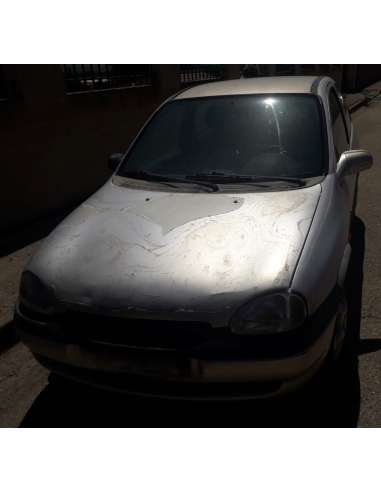 opel corsa b del año 2000