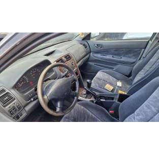 mitsubishi galant berlina (ea0) del año 1999 2