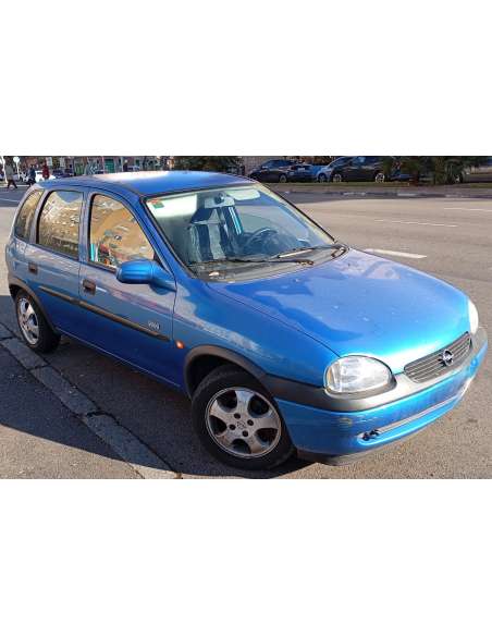 opel corsa b del año 2000