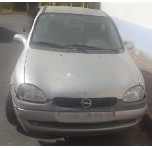 opel corsa b del año 2000