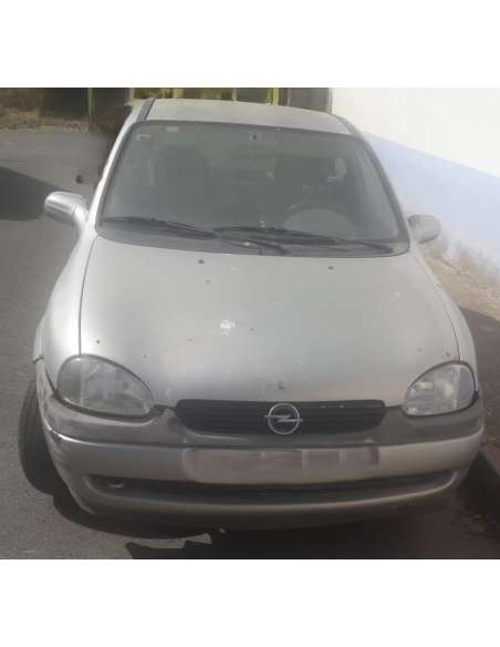 opel corsa b del año 2000