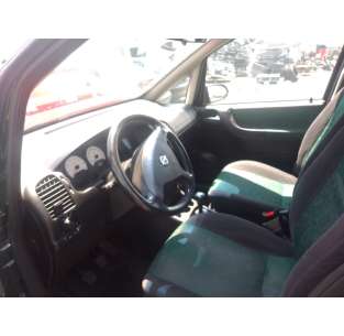 opel zafira a del año 2000 2