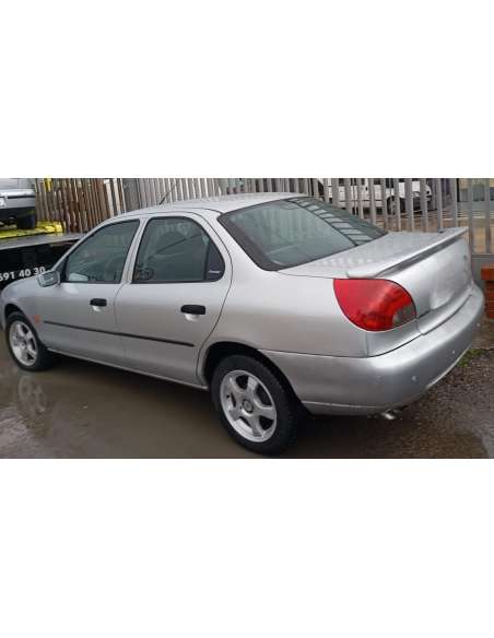 ford mondeo berlina (gd) del año 1999
