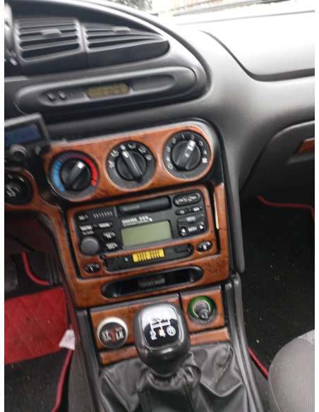 ford mondeo berlina (gd) del año 1999