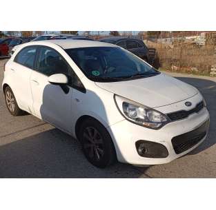 kia rio del año 2012