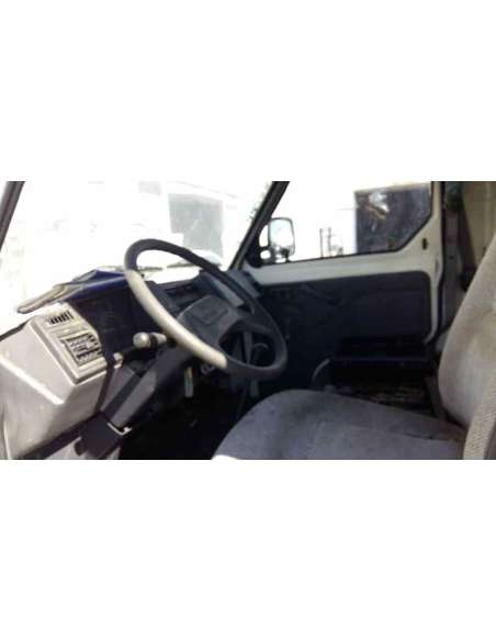 nissan trade del año 1996