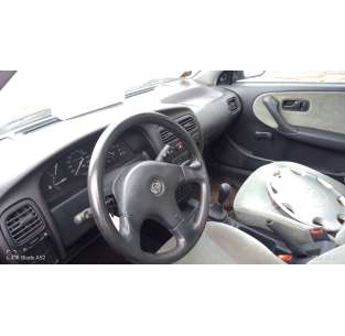 nissan primera berl./familiar (p10/w10) del año 1993 2