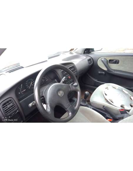 nissan primera berl./familiar (p10/w10) del año 1993