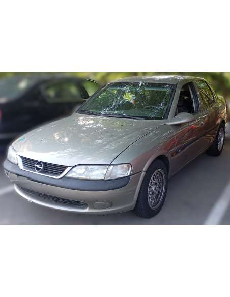 opel vectra b berlina del año 1997