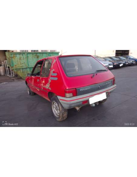 peugeot 205 berlina del año 1992