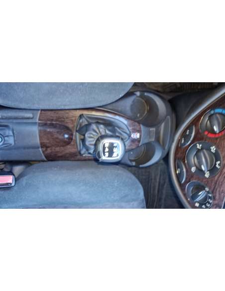 ford focus berlina (cak) del año 2000