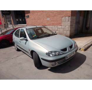 renault megane i fase 2 berlina (ba0) del año 1999
