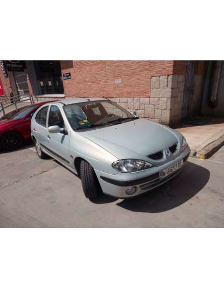 renault megane i fase 2 berlina (ba0) del año 1999