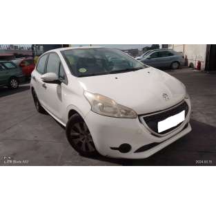 peugeot 208 del año 2012