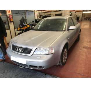 audi a6 berlina (4b2) del año 2000