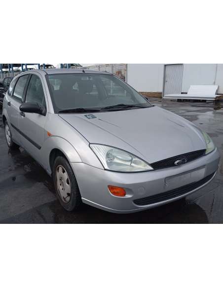 ford focus berlina (cak) del año 1999
