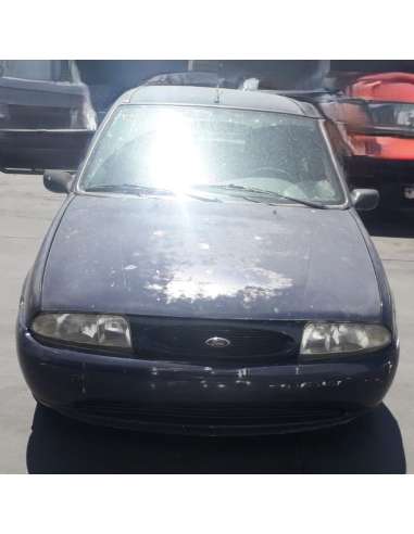 ford fiesta berlina del año 1999