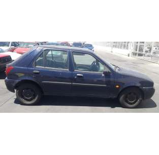 ford fiesta berlina del año 1999 2