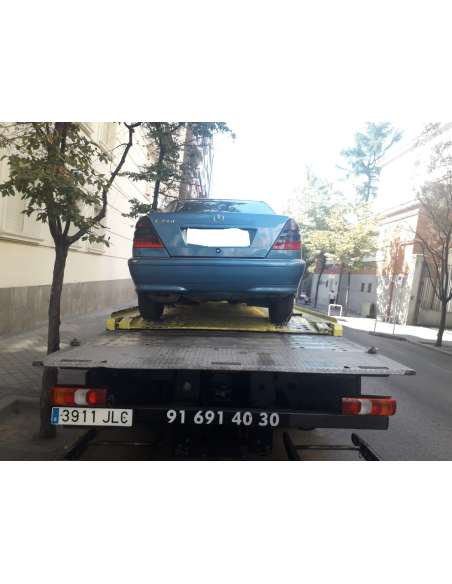 mercedes-benz clase c (w202) berlina del año 1998