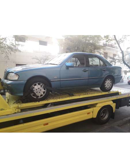mercedes-benz clase c (w202) berlina del año 1998